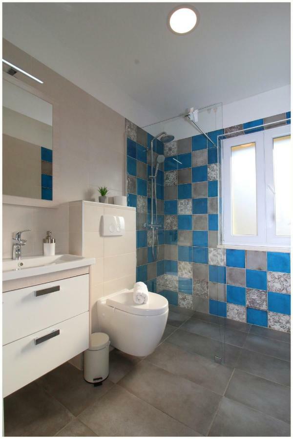 Apartmani Baranovic Primošten Extérieur photo